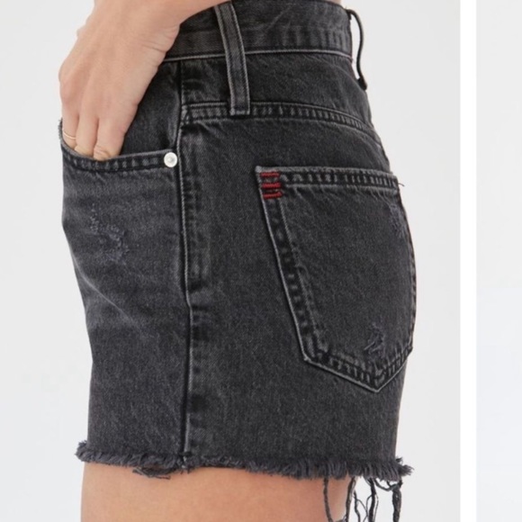 Urban Outfitters BDG Girlfriend High-Waisted Washed Black Denim Shorts 24 - Picture 5 of 9